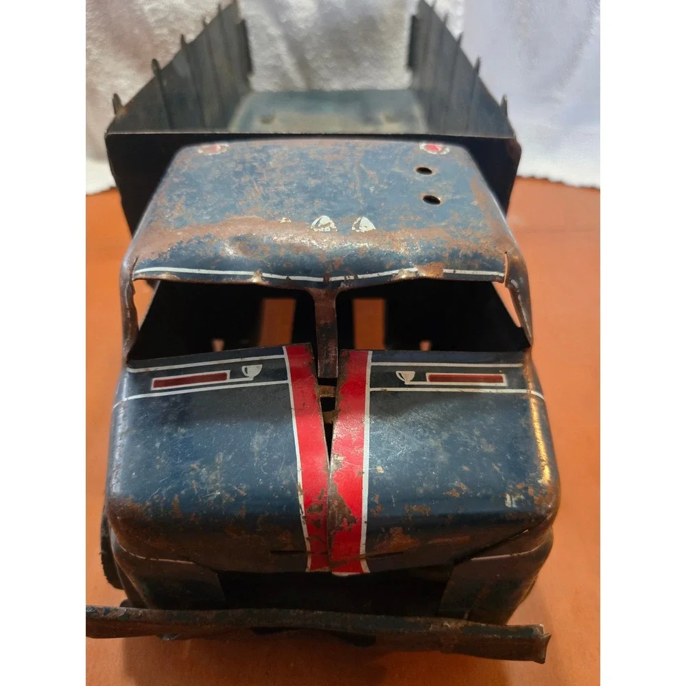 Vintage U.S. Air Force Tin Dump Truck Pressed Steel Military Toy USAF 21W